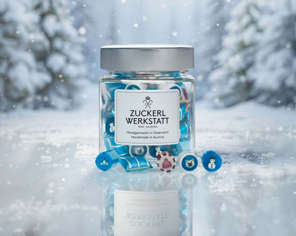 Handgemachte Bonbons aus der Zuckerlwerkstatt mit Wintermotiven